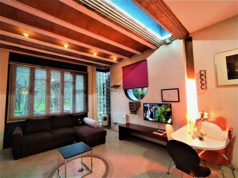 Zentral Club Neutron-Jacuzzi Apartment Belmonte De Miranda Екстериор снимка