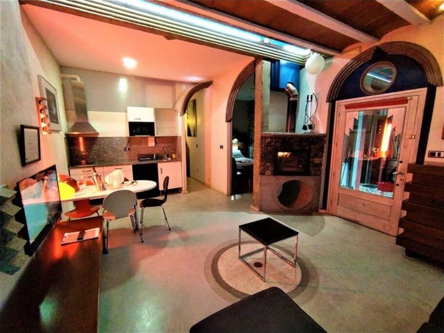 Zentral Club Neutron-Jacuzzi Apartment Belmonte De Miranda Екстериор снимка